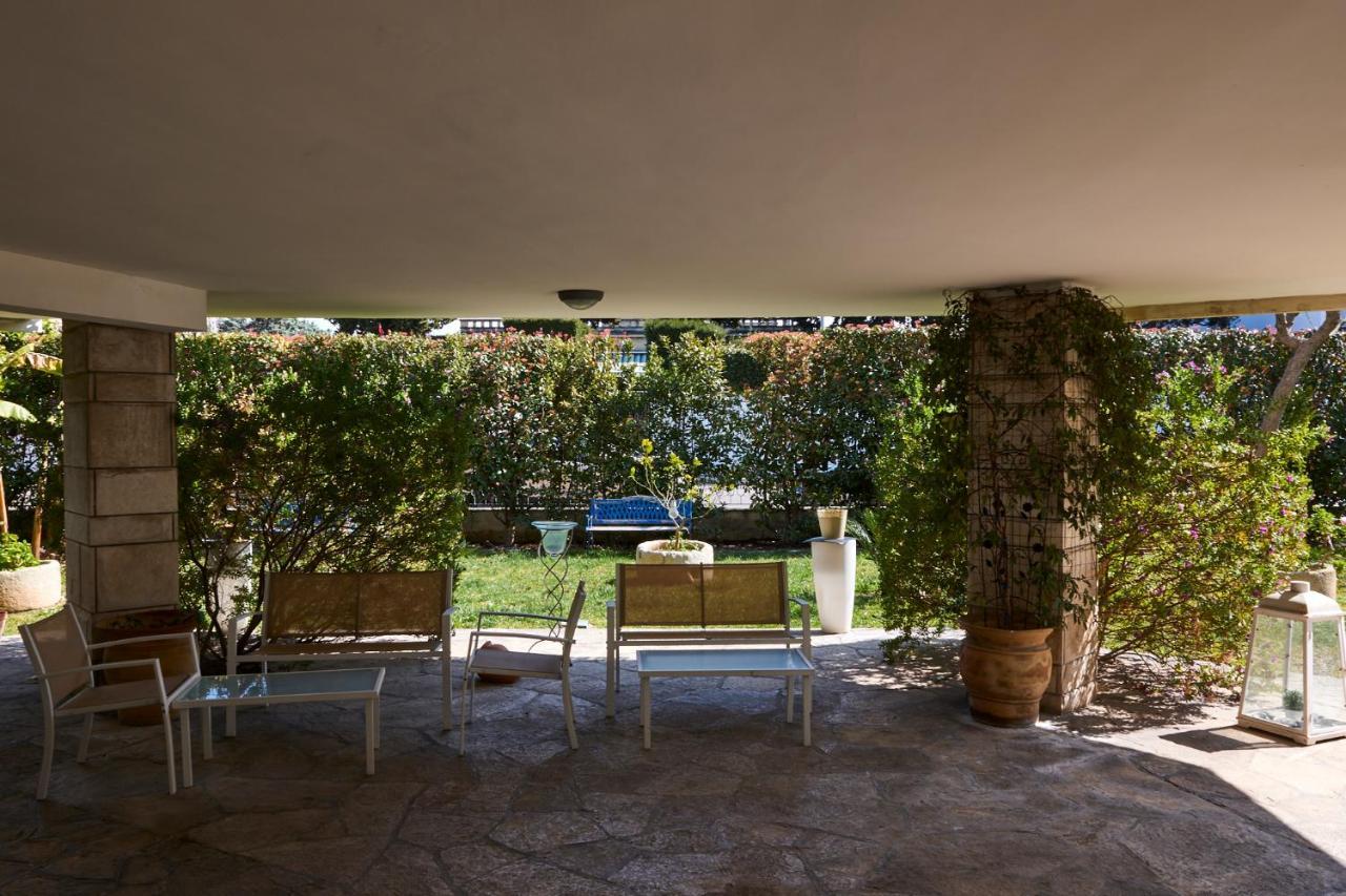 Il Giardino Di Flora Con Piscina Otel Lecce Dış mekan fotoğraf