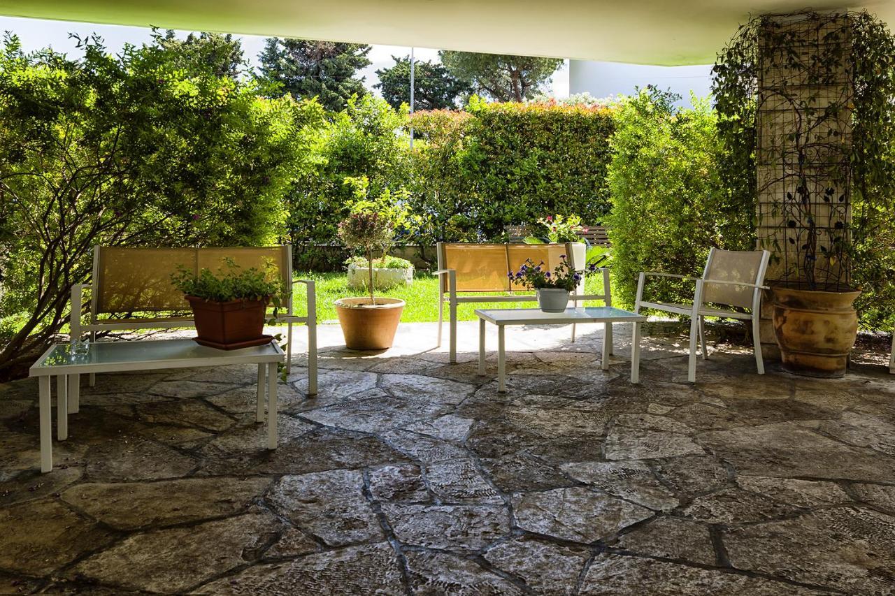 Il Giardino Di Flora Con Piscina Otel Lecce Dış mekan fotoğraf