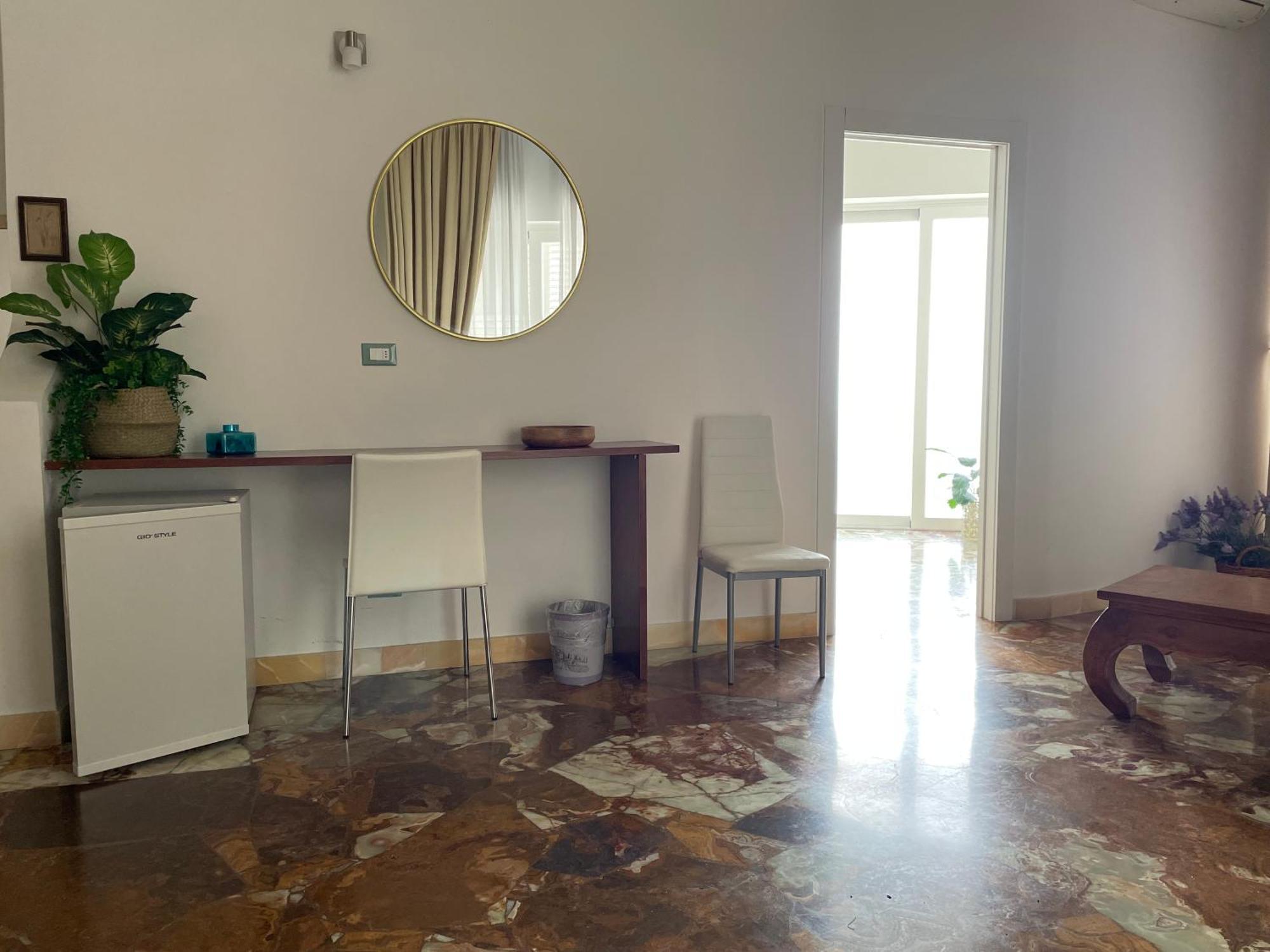 Il Giardino Di Flora Con Piscina Otel Lecce Dış mekan fotoğraf